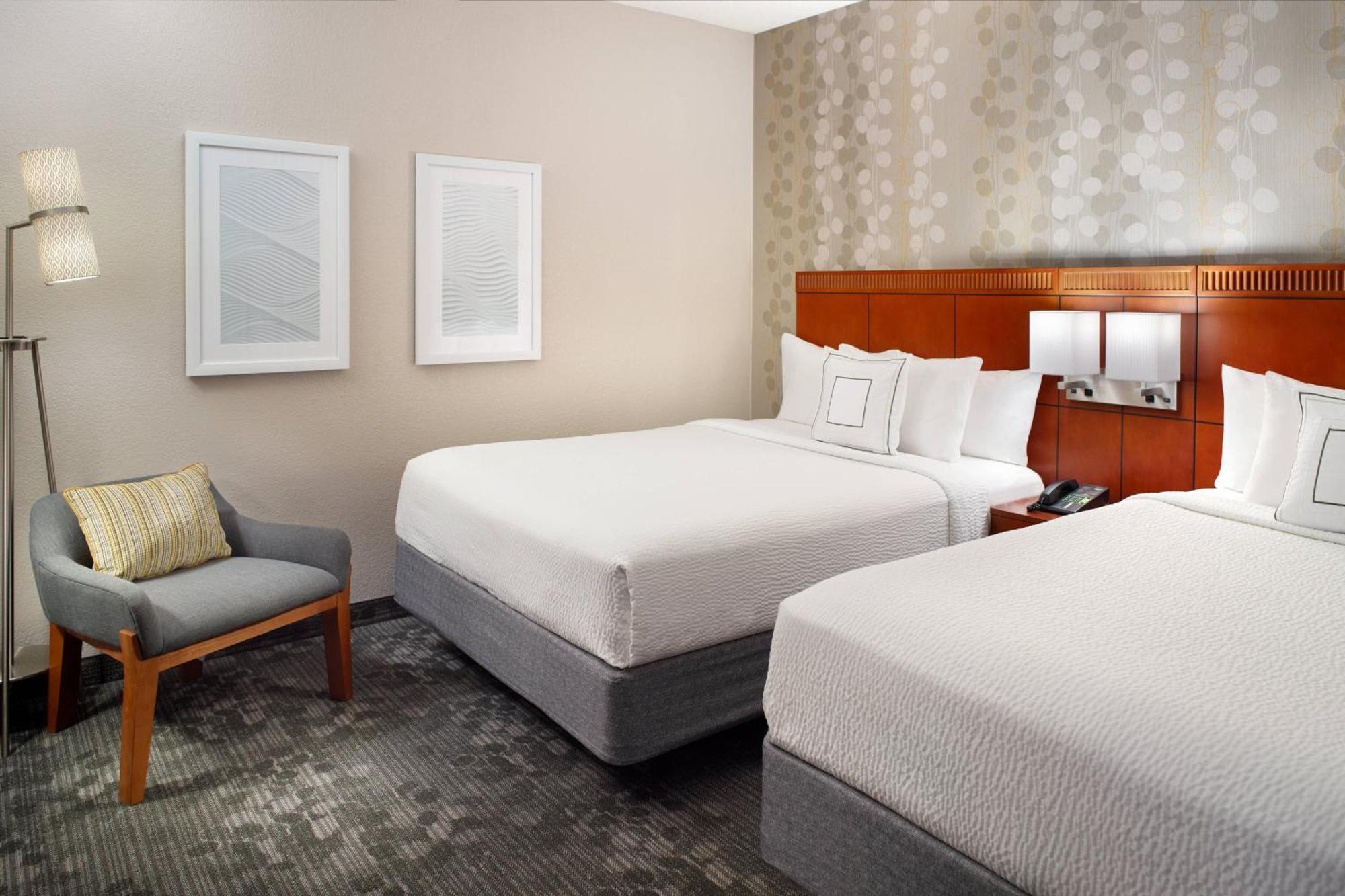 Courtyard By Marriott Atlanta Airport South/Sullivan Road College Park Exterior foto