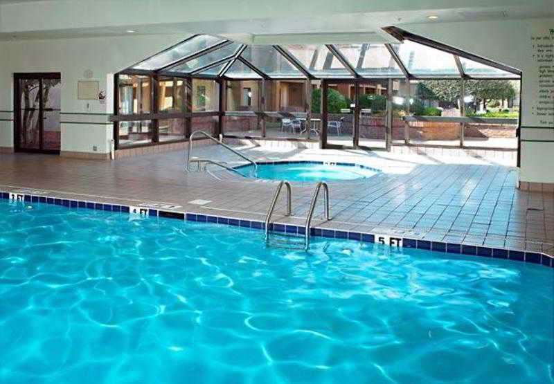 Courtyard By Marriott Atlanta Airport South/Sullivan Road College Park Exterior foto