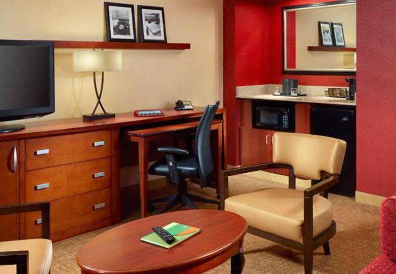 Courtyard By Marriott Atlanta Airport South/Sullivan Road College Park Exterior foto